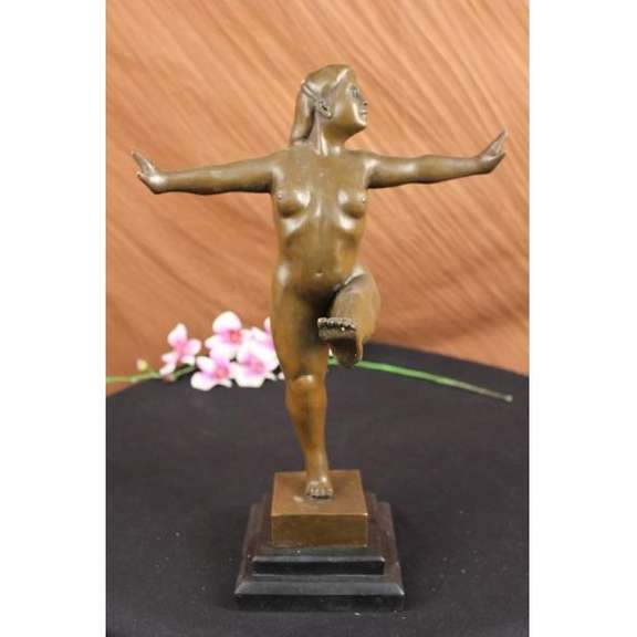 Curvy Nude Woman Bronze Sculpture