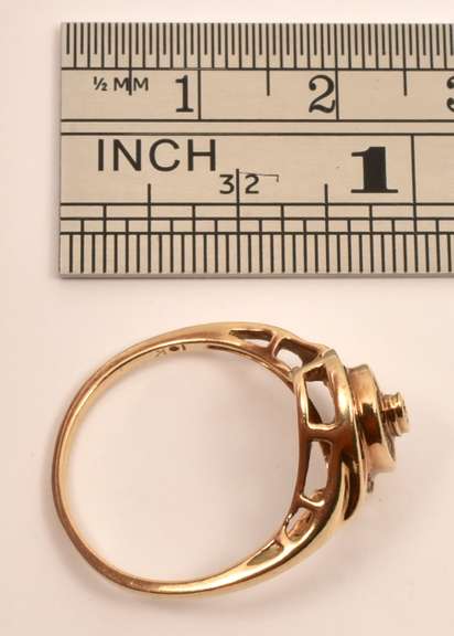 Sweet Diamond Cluster Ring