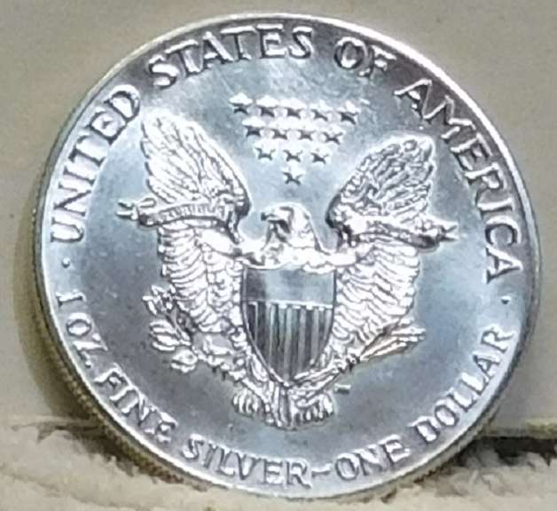 1987 Unc Silver Eagle GEM early date