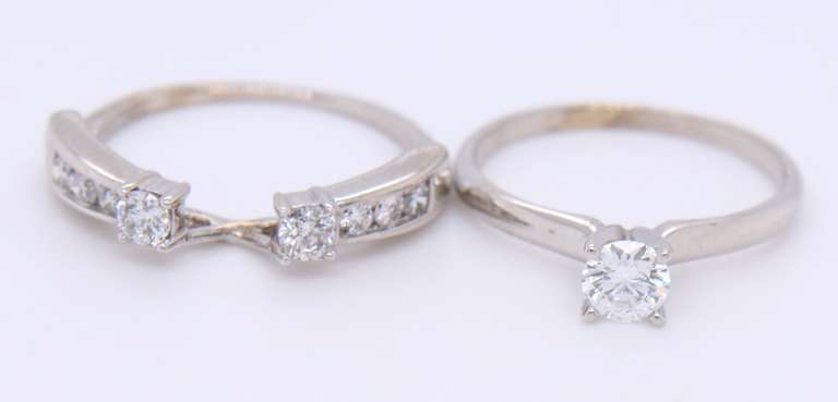 Incredibel White Gold 0.95ctw Diamond Wedding Set