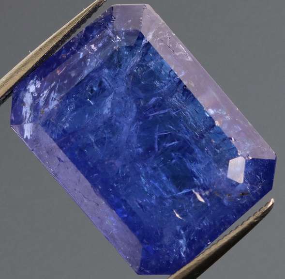 Massive 17.51ct rich violet blue Tanzanite