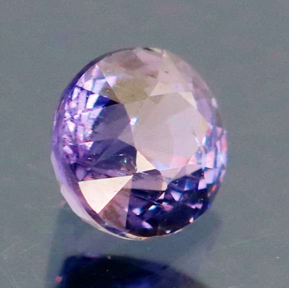 Stunning 1.14ct UNHEATED blue violet Sapphire