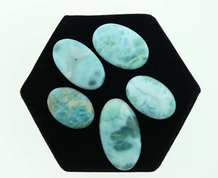 Attractive Group Lot of Larimar +185ctw
