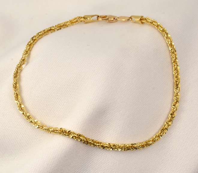 Always Popular Sparkling Rope Bracelet