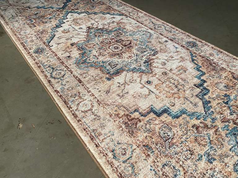 DECORATIVE CLASSIC  DESIGN 8' RUNNER