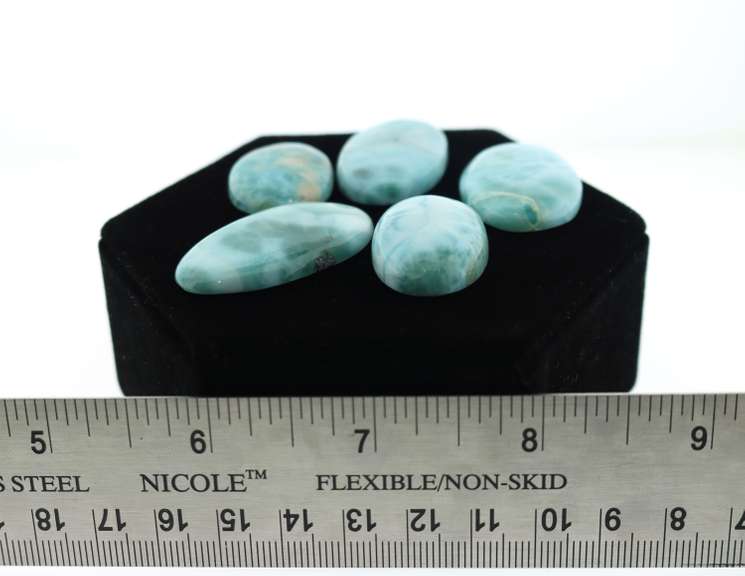 Attractive Group Lot of Larimar +185ctw