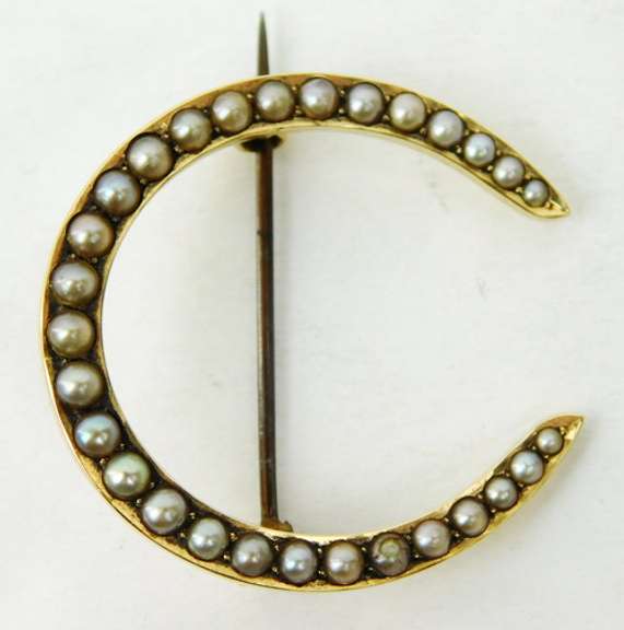 Antique 14K Seed Pearl Horseshoe Brooch