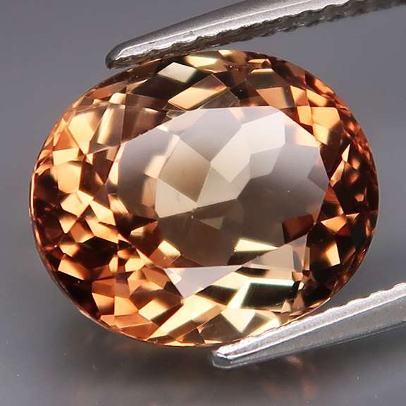 Captivating 7.47ct champagne Topaz