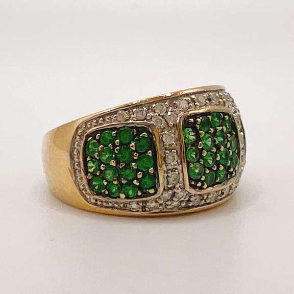 14kt Gold, Diamond, & Tsavorite Ring