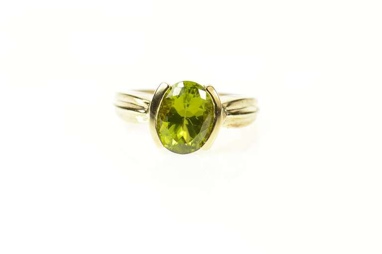 10K Yellow Gold Ornate Oval Peridot Classic Statement Ring