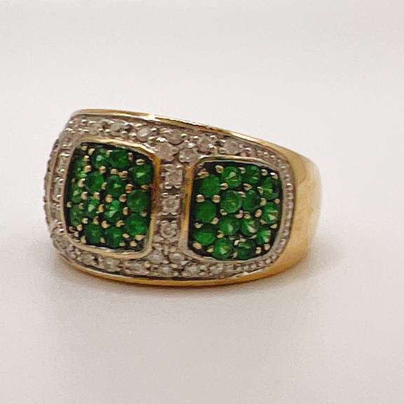 14kt Gold, Diamond, & Tsavorite Ring