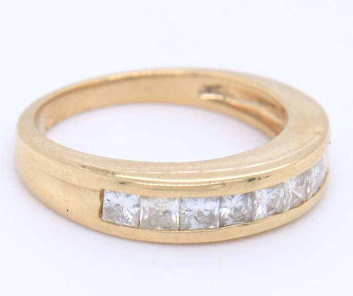 Sparkling Yellow Gold Diamond Band