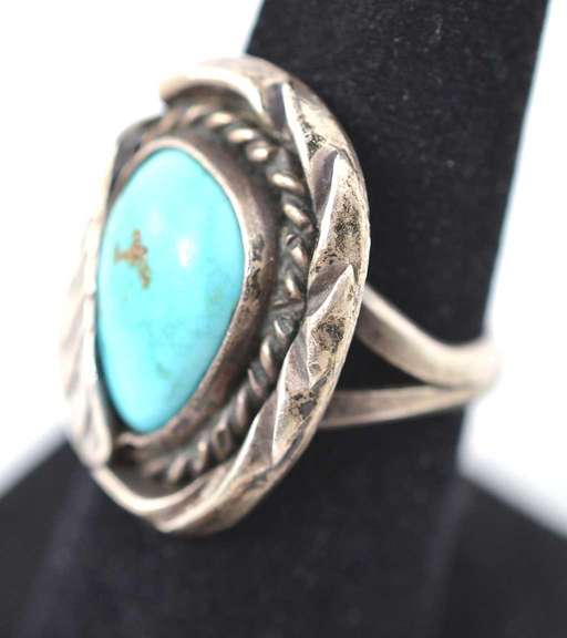 Vintage Turquoise Sterling Silver Ring