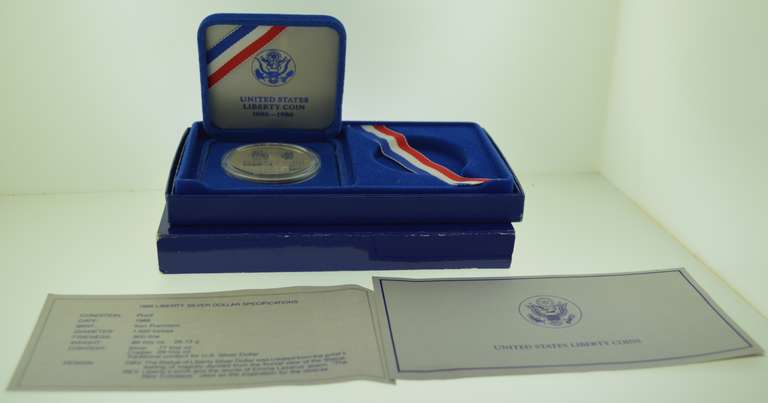 1986-S U.S. Liberty Ellis Island One Dollar Coin