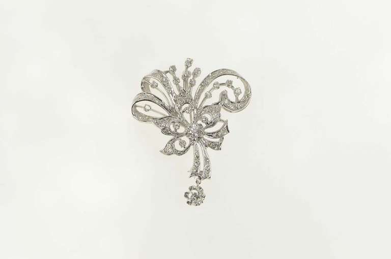Platinum 1.63 Ctw Victorian Elaborate Flower Swirl Pendant/Pin