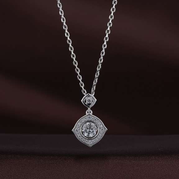 Cushion shape Gorgeous Pendant