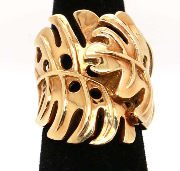 Oh My Monstera! Middle Finger 18K Gold Ring