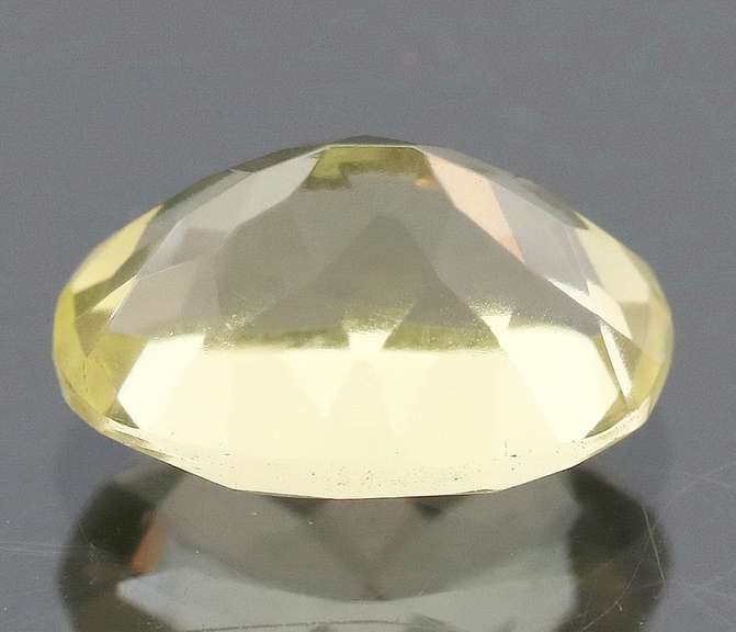 Stunning 3.36ct oval cut Citrine center stone