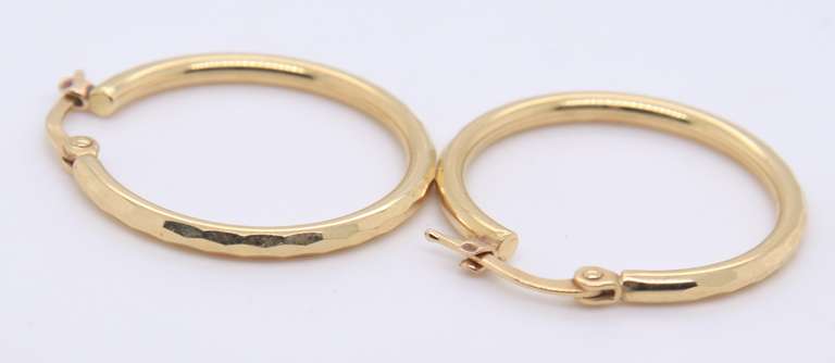 Nice Yellow Gold Small Hoop Earrings