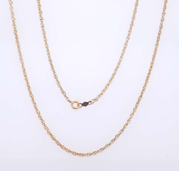 Simple Yellow Gold Rolo Chain Necklace