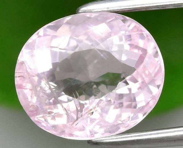 Real 1.50ct untreated chantilly pink Morganite