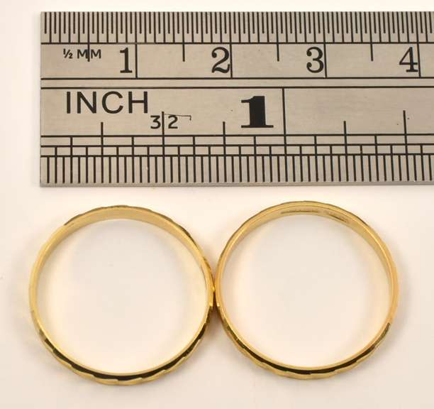 Glittering Matched Pair of 14k Bands