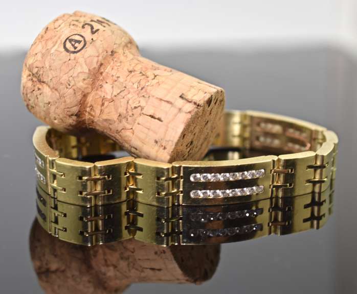 Contemporary Heavy 14K Man's Bracelet with Diamonds