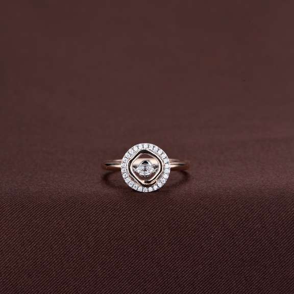 Beautiful Two tone Dancing Stone Ring