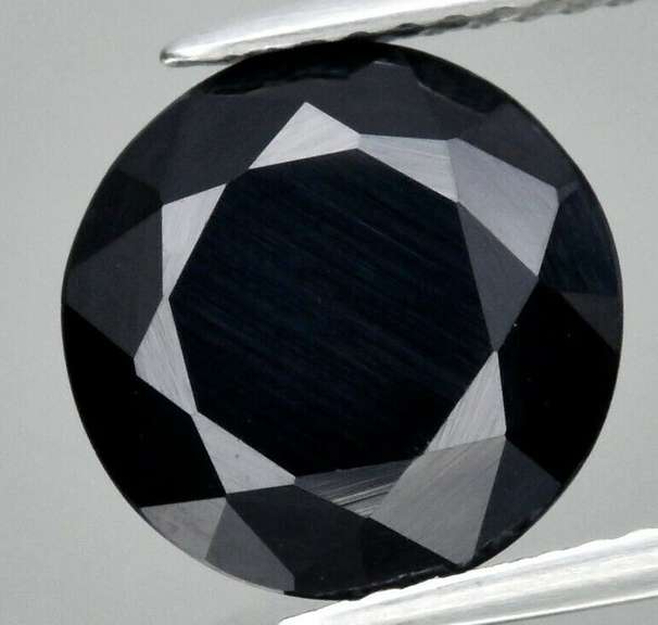 Elegant 4.67ct unheated black Spinel solitaire