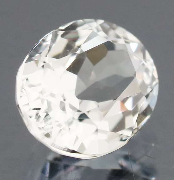 Exceptional 3.07ct collectors diamond white Goshenite