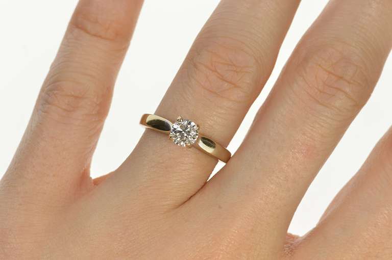 18K White Gold 0.69 Ct Brilliant Diamond Solitare Engagement Ring