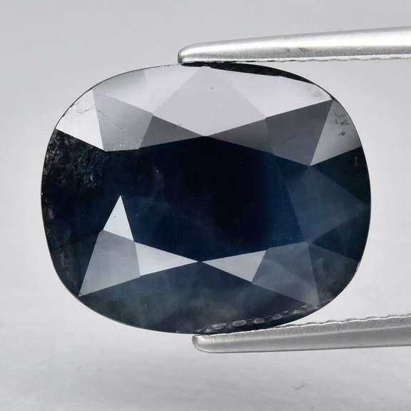 Heated only! 9.19ct big Australian Sapphire