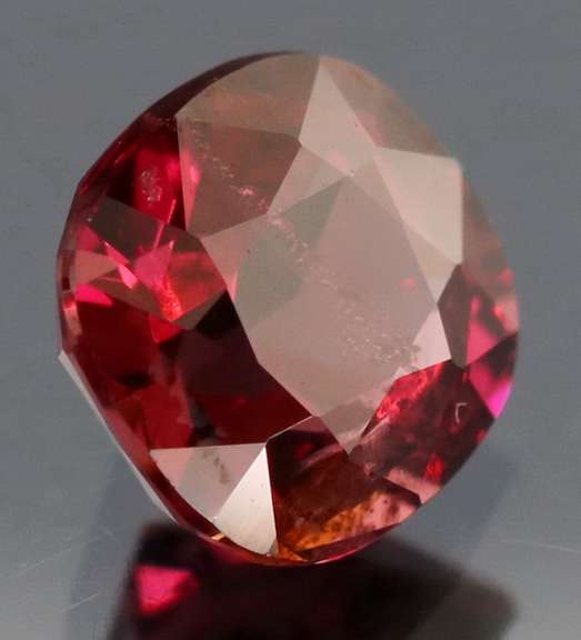 Gorgeous 2.26ct cherry pink Umbalite Garnet