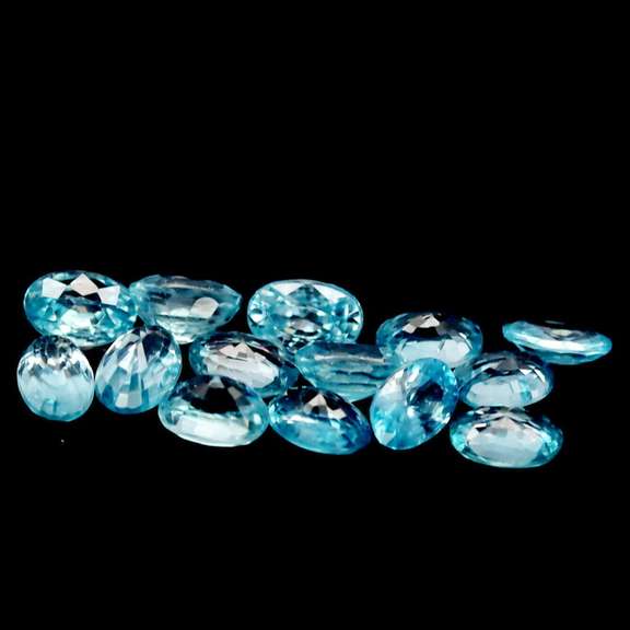 Radiant! 11.09ct baby blue Zircon set