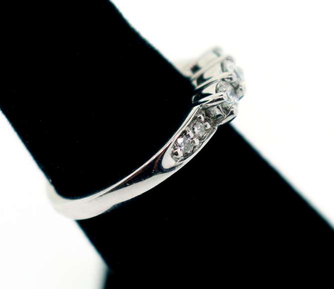 FINE QUALITY 1.45CTW CERTIFIED DIAMOND WEDDING SET