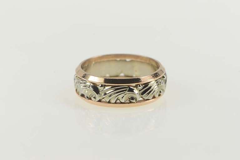 14K Yellow Gold Vintage NOS 1950's Wavy Pattern Band Ring