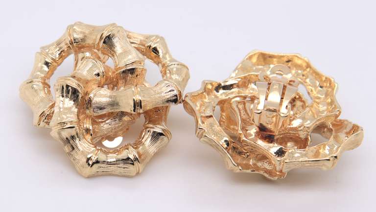 Incredible Yellow Gold Interlocking BAmboo Circle Earrings