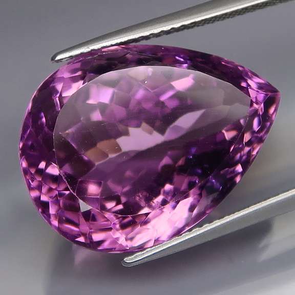 Outstanding 22.99ct real Bolivian Amethyst