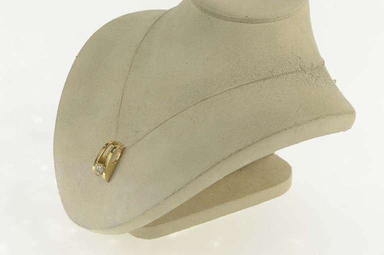 14K Yellow Gold 0.95 Ct Diamond Solitaire Raised Split Bar Pendant