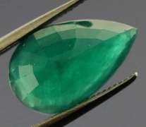 Fantastic color! 2.26ct rich green Colombian Emerald