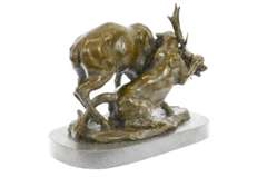 Confrontation Between Lion and Elk Deer Bronze Statue