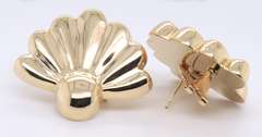 Charming Yellow Gold Fan Earrings