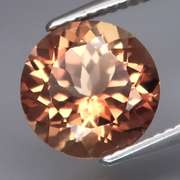 Captivating 4.50ct champagne Topaz