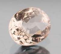 Elegant 1.25ct peach pink Morganite