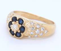 Fantastic Yellow Gold Flower Style Sapphire and Diamond Ring