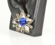 Gold Filled 1960's Sim. Sapphire Floral Screw Back Earrings