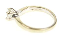18K White Gold 0.69 Ct Brilliant Diamond Solitare Engagement Ring