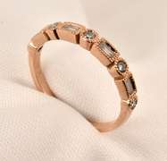 Fashionable Rose Gold Band with Diamonds