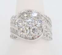 Incredible 4.00ctw Diamond Ring