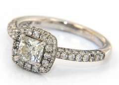 Incredible 18kt White Gold Princess Diamond Halo Engagment Ring